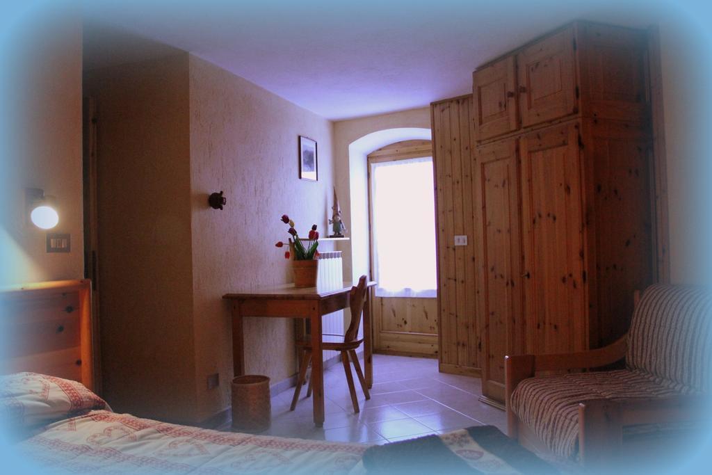 Chambres D'Hotes L'Abri De Vetan エクステリア 写真